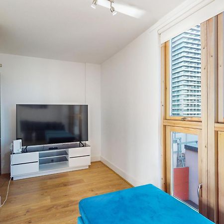 Stylish 2Bed Penthouse With Private Roof Top Terrace In Canary Wharf Apartment London Exterior photo