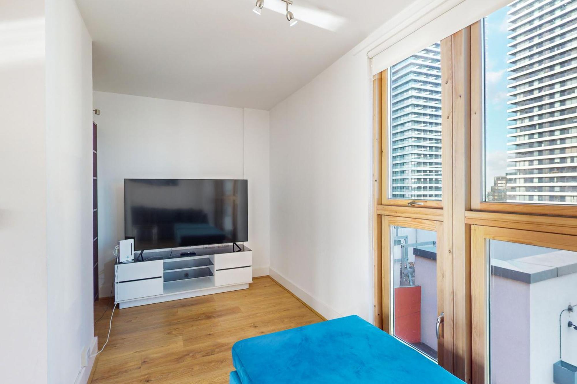 Stylish 2Bed Penthouse With Private Roof Top Terrace In Canary Wharf Apartment London Exterior photo